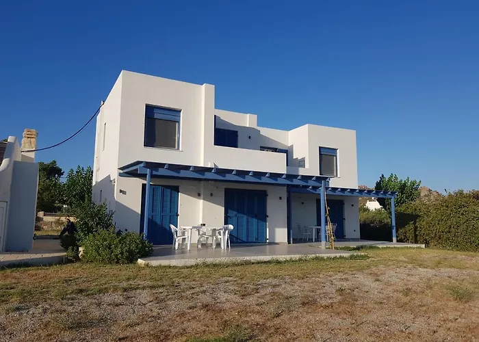 Amfitriti's Naxos City